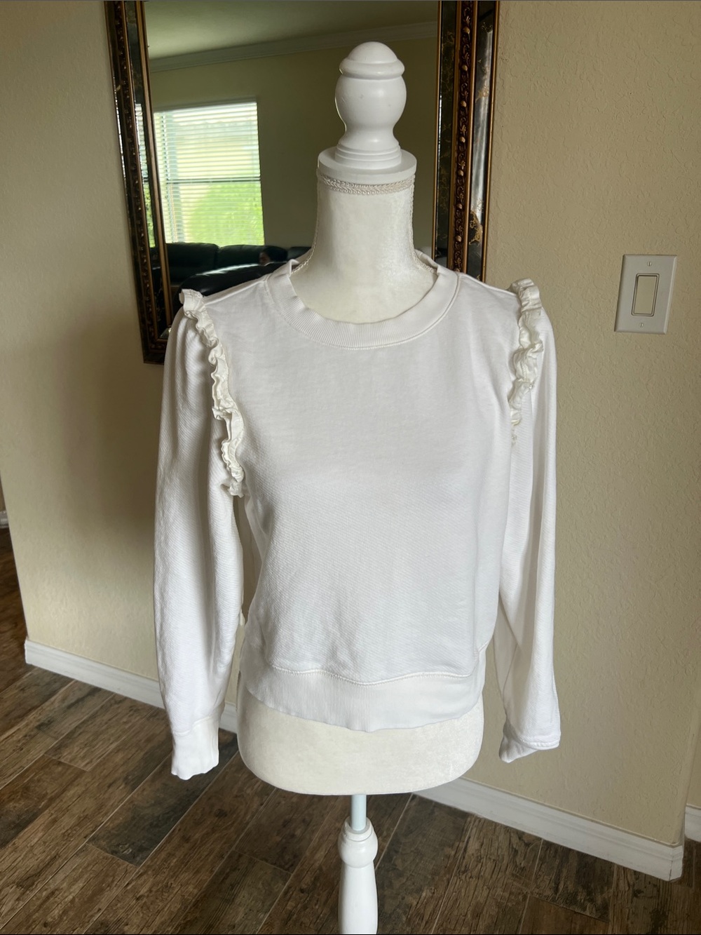 PAIGE Ruffle-Shoulder Sweatshirt - Picture 5 of 16